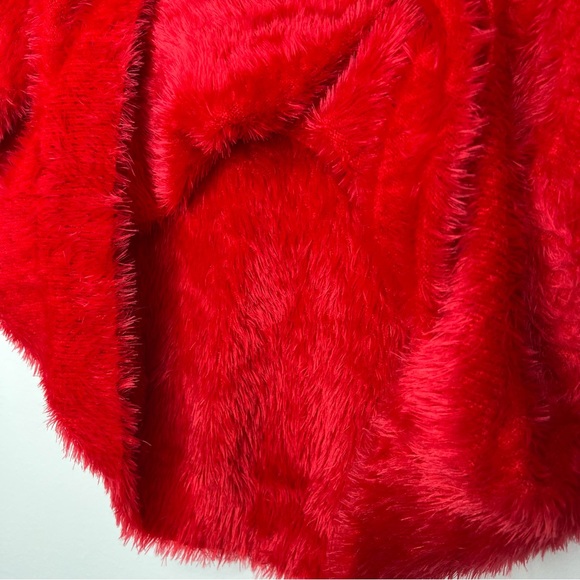 M&S Collection Fuzzy Top - Picture 4 of 6